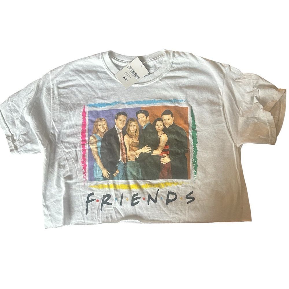 Forever 21 Friends Graphic Tee. Size S/M
